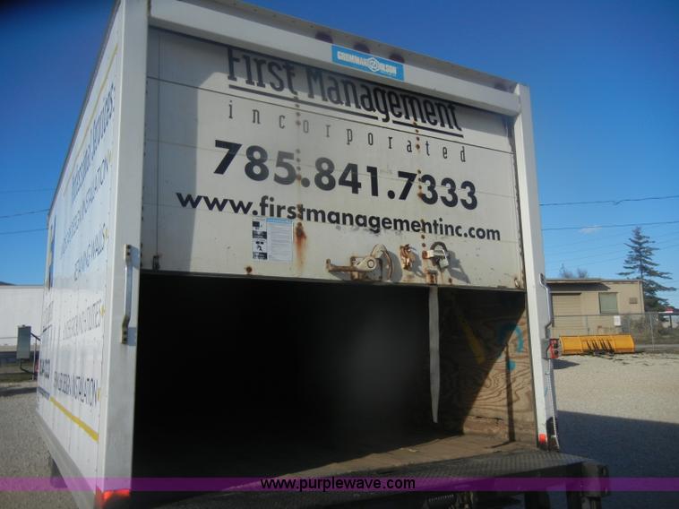 image for item D4725 2000 Mitsubishi Fuso FE box truck