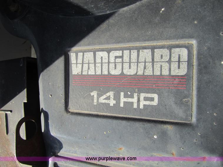 image for item D5719 1983 International 1854 bucket truck