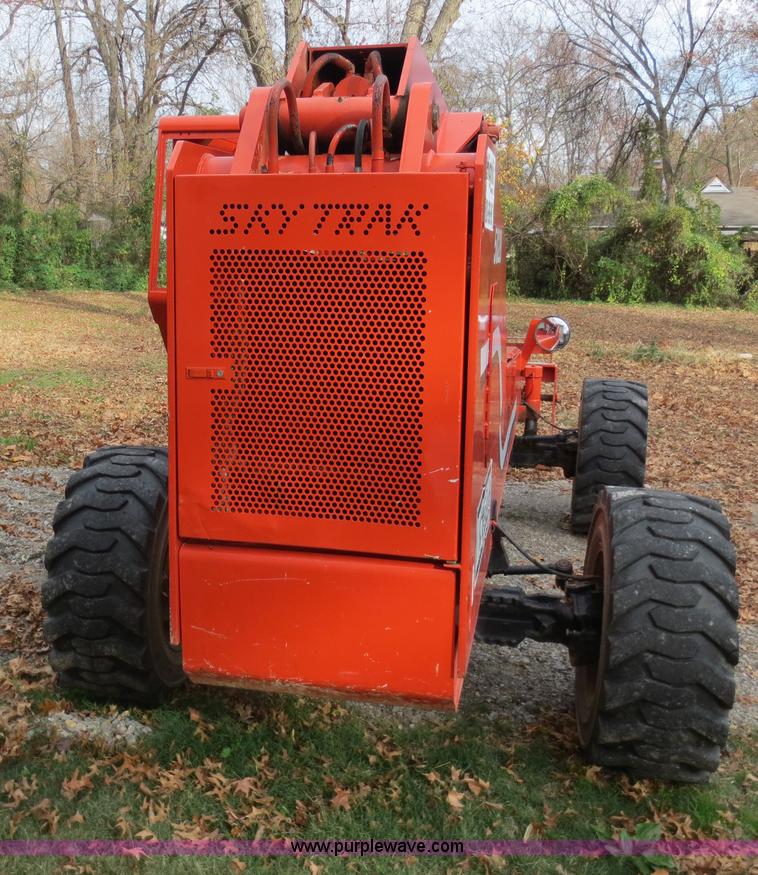 image for item D5733 1994 SkyTrak 5028 telehandler