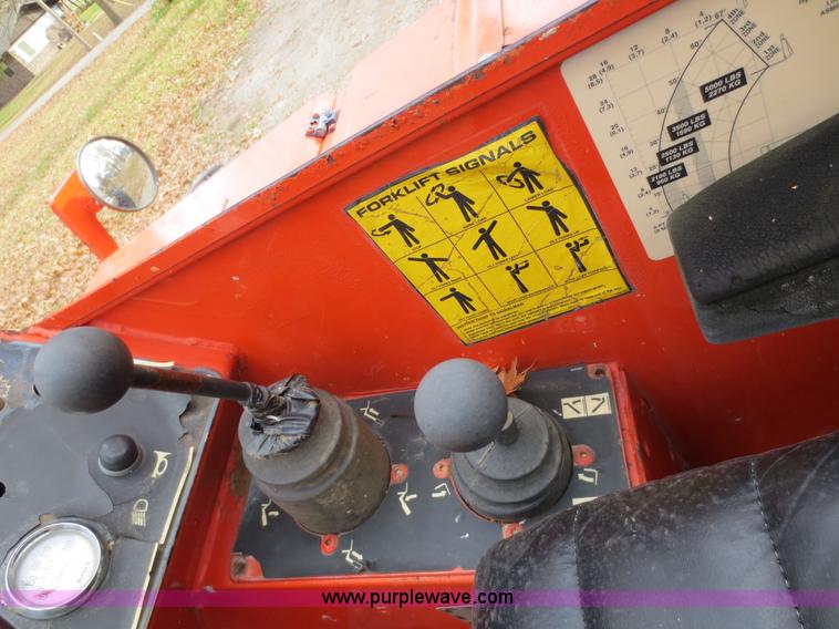 image for item D5733 1994 SkyTrak 5028 telehandler