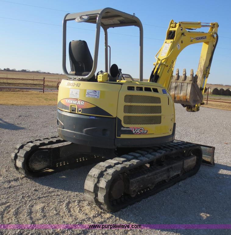 image for item D5736 2006 Yanmar VIO45-5 mini excavator