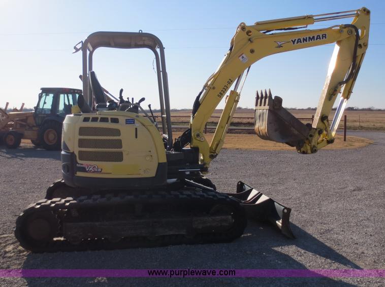 image for item D5736 2006 Yanmar VIO45-5 mini excavator
