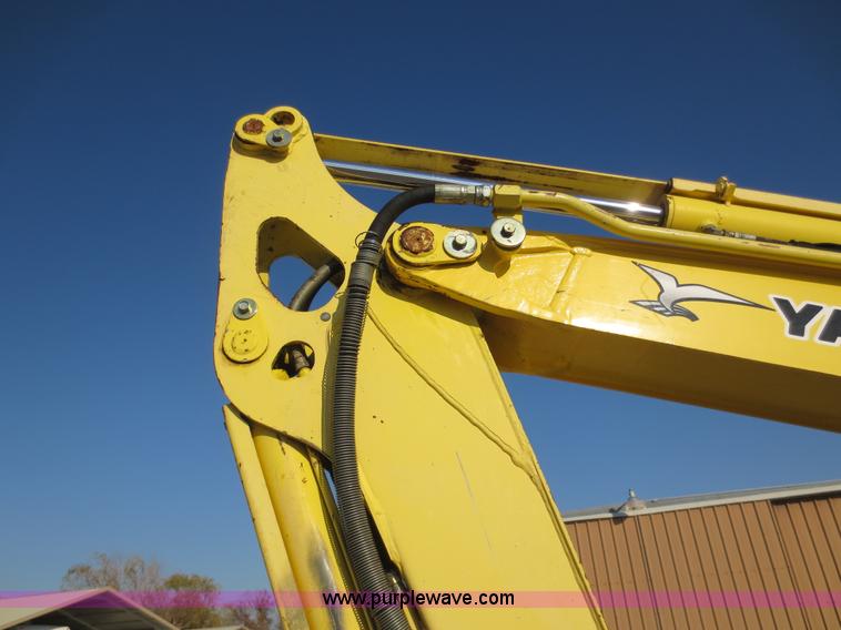 image for item D5736 2006 Yanmar VIO45-5 mini excavator