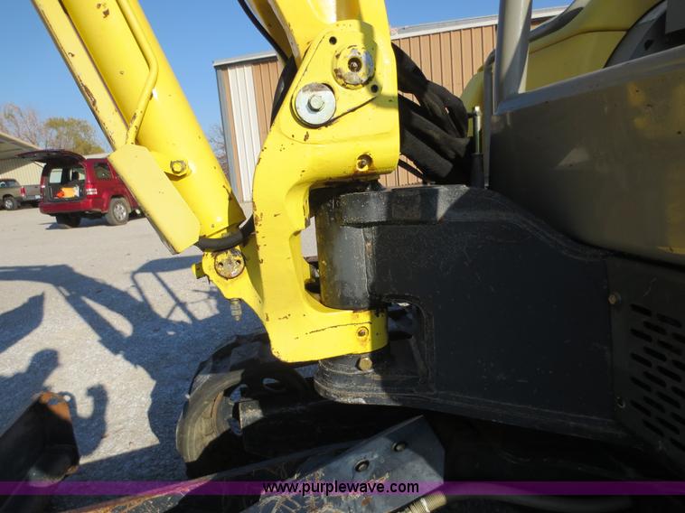 image for item D5736 2006 Yanmar VIO45-5 mini excavator