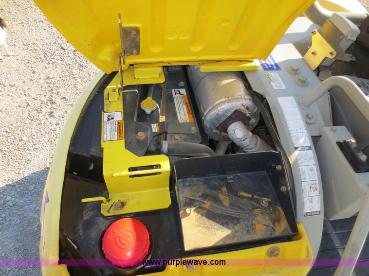 image for item D5736 2006 Yanmar VIO45-5 mini excavator