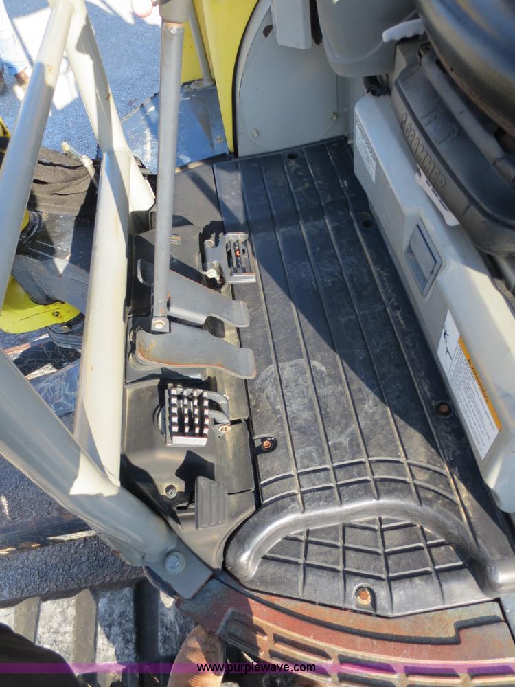 image for item D5736 2006 Yanmar VIO45-5 mini excavator