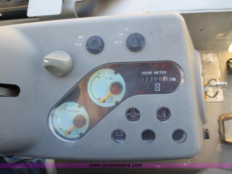 image for item D5736 2006 Yanmar VIO45-5 mini excavator