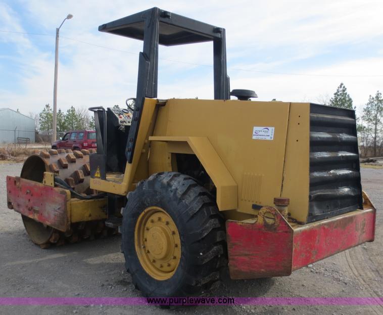 image for item D5737 1989 Dynapac CA151PDB vibratory padfoot roller