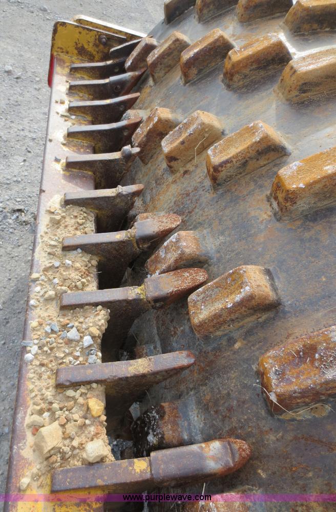 image for item D5737 1989 Dynapac CA151PDB vibratory padfoot roller