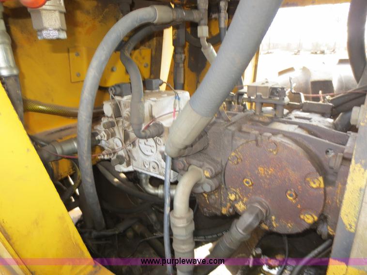 image for item D5737 1989 Dynapac CA151PDB vibratory padfoot roller