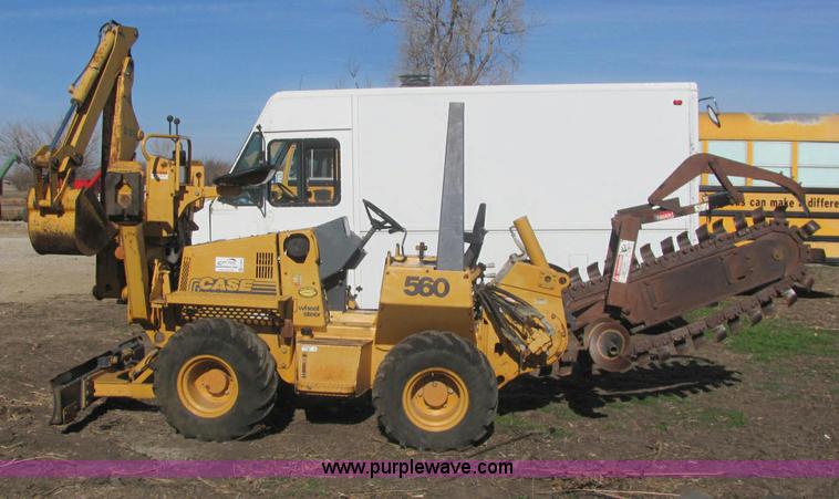 image for item E2606 1996 Case 560 trencher