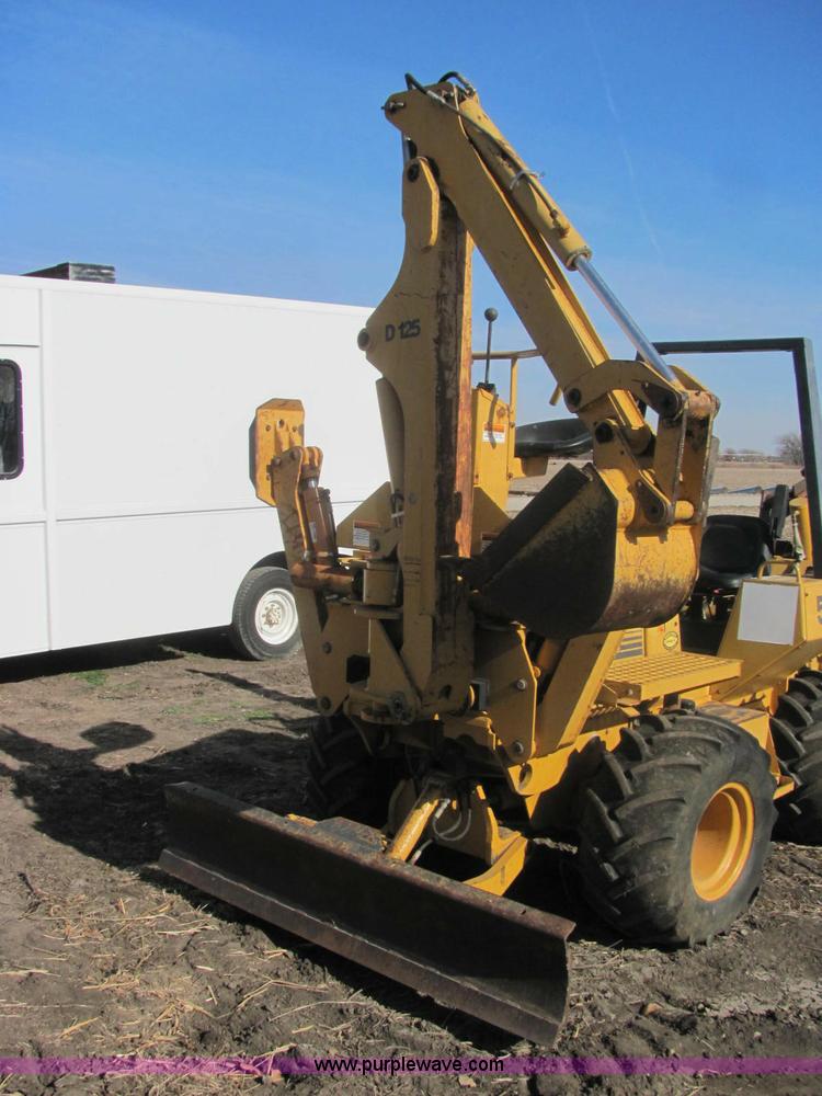 image for item E2606 1996 Case 560 trencher