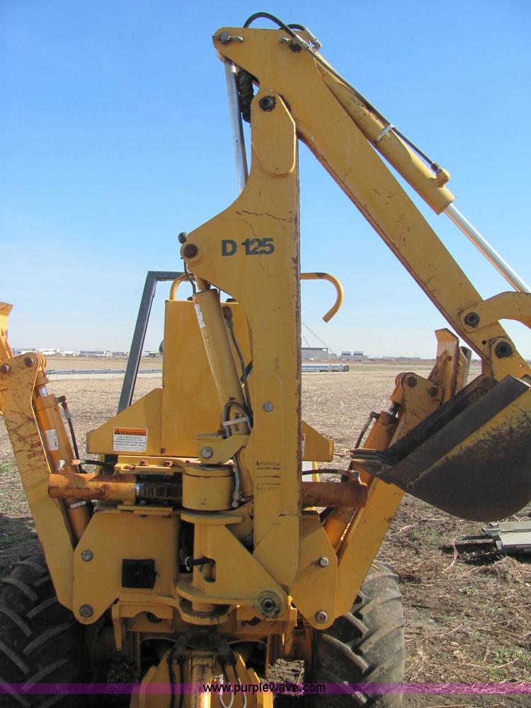 image for item E2606 1996 Case 560 trencher