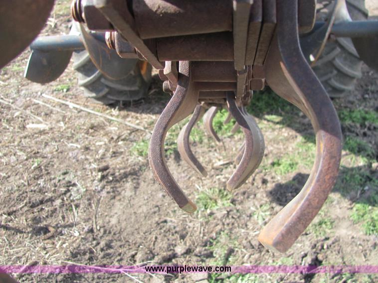 image for item E2606 1996 Case 560 trencher