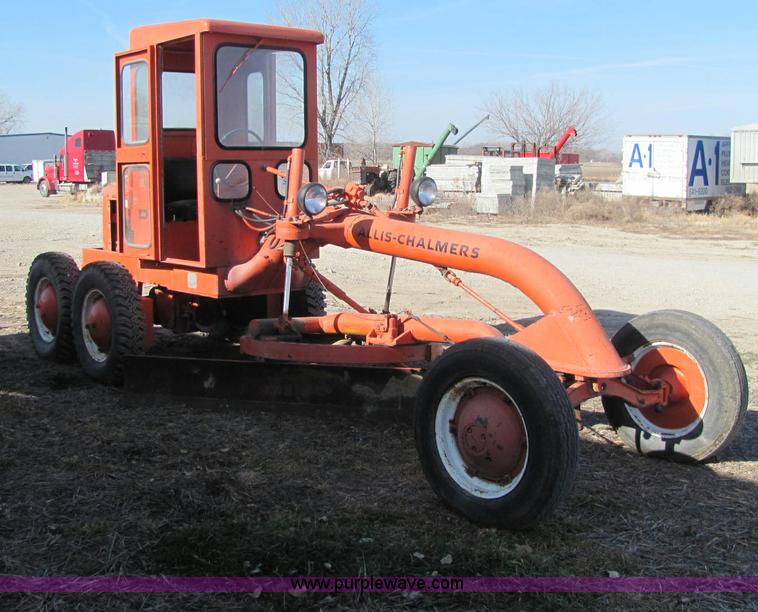 image for item E2609 1952 Allis Chalmers D motor grader