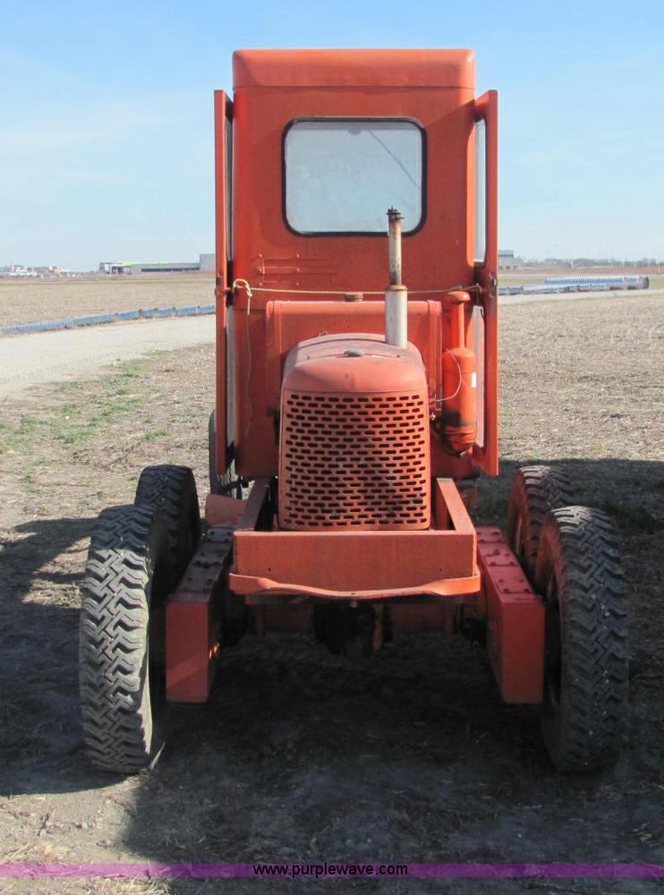 image for item E2609 1952 Allis Chalmers D motor grader