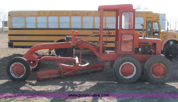 image for item E2609 1952 Allis Chalmers D motor grader