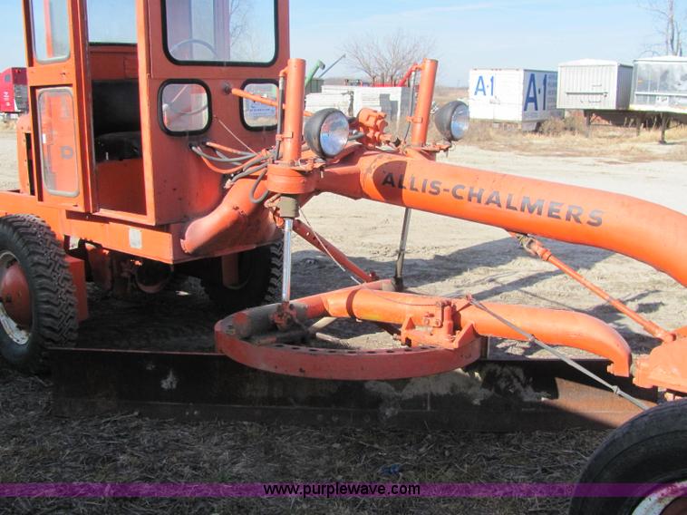 image for item E2609 1952 Allis Chalmers D motor grader