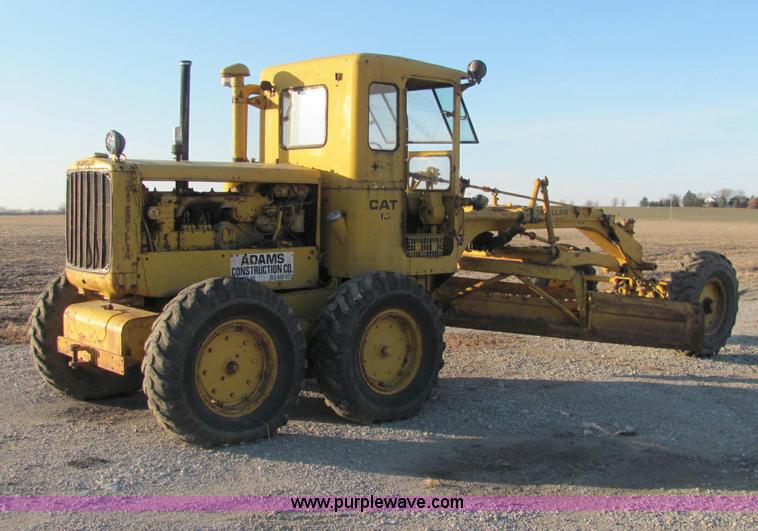 image for item E2665 Caterpillar 12 motor grader