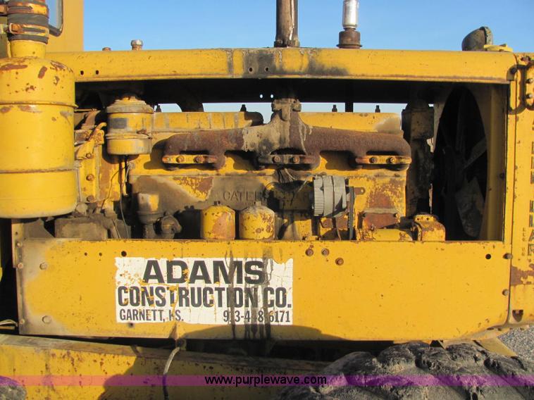 image for item E2665 Caterpillar 12 motor grader