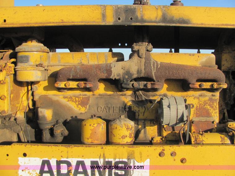 image for item E2665 Caterpillar 12 motor grader