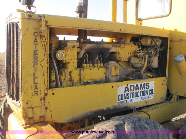 image for item E2665 Caterpillar 12 motor grader
