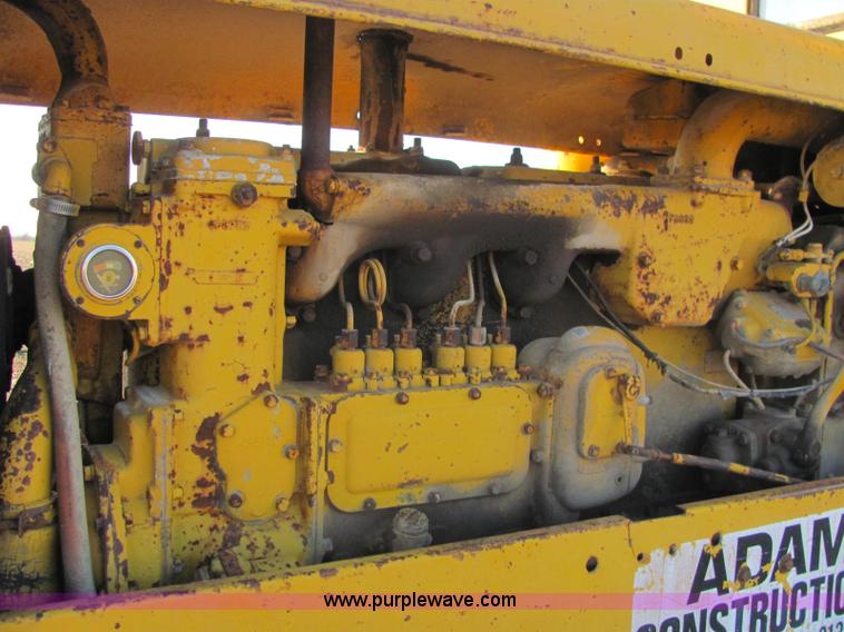 image for item E2665 Caterpillar 12 motor grader