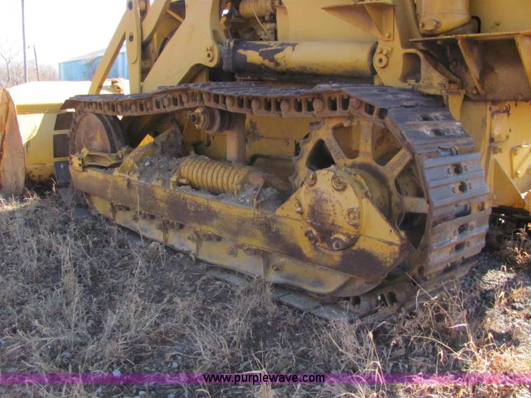 image for item E2672 1957 Caterpillar 955 track loader