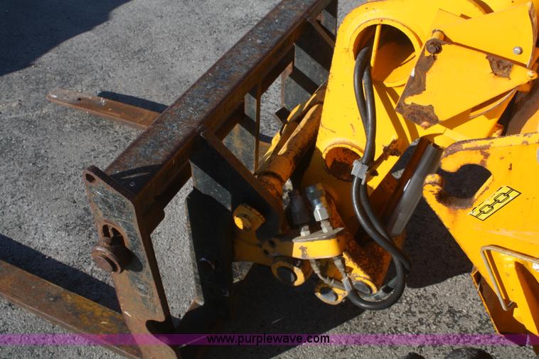 image for item F2504 1998 JCB Loadall 520 telehandler