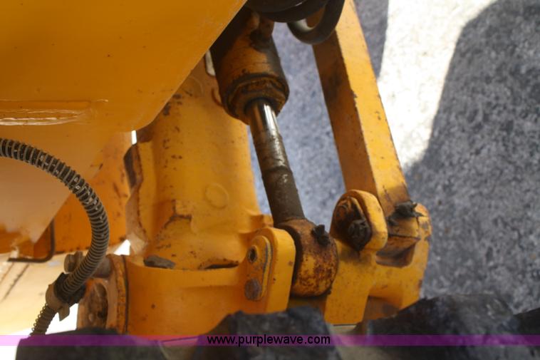 image for item F2504 1998 JCB Loadall 520 telehandler