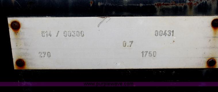 image for item F2504 1998 JCB Loadall 520 telehandler