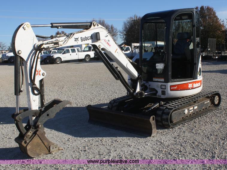 image for item F2751 2006 Bobcat 430HAG FastTrack compact excavator