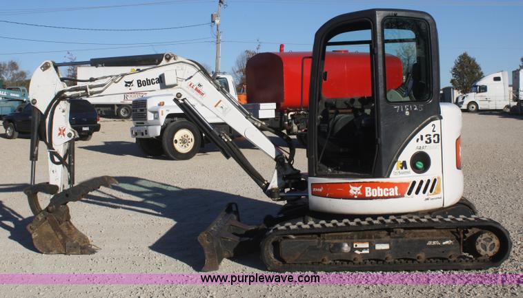 image for item F2751 2006 Bobcat 430HAG FastTrack compact excavator