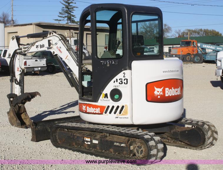 image for item F2751 2006 Bobcat 430HAG FastTrack compact excavator