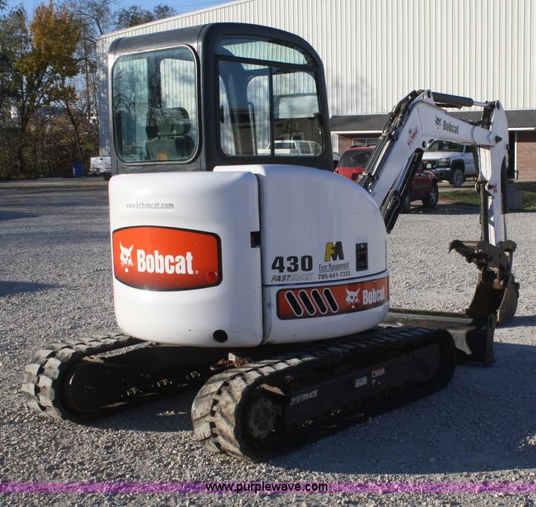 image for item F2751 2006 Bobcat 430HAG FastTrack compact excavator