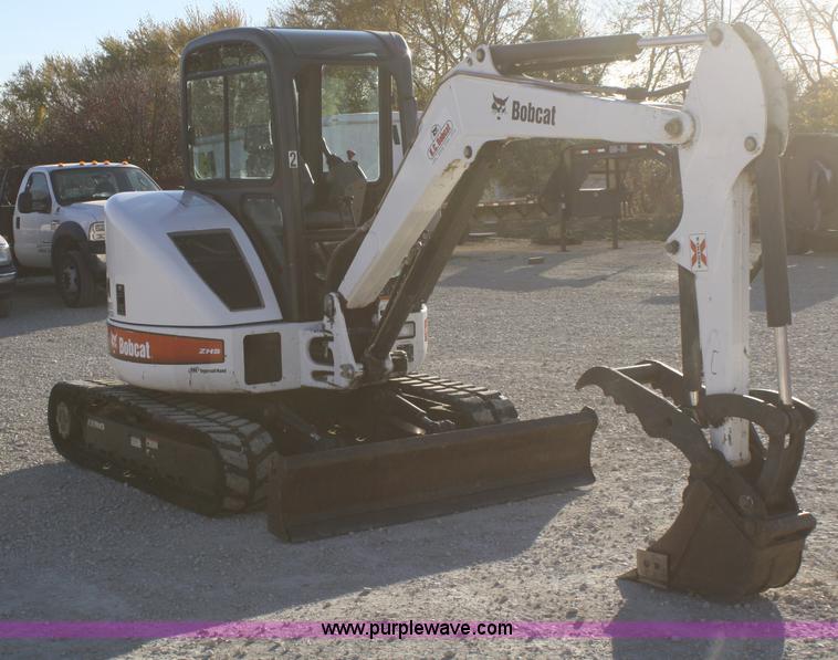 image for item F2751 2006 Bobcat 430HAG FastTrack compact excavator