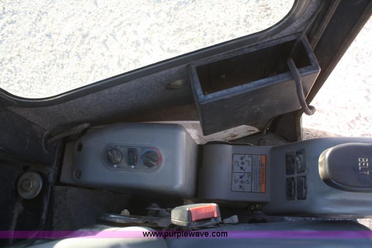 image for item F2751 2006 Bobcat 430HAG FastTrack compact excavator