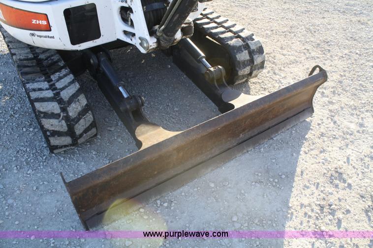 image for item F2751 2006 Bobcat 430HAG FastTrack compact excavator