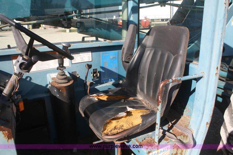 image for item F2753 1999 Gradall 534D telehandler