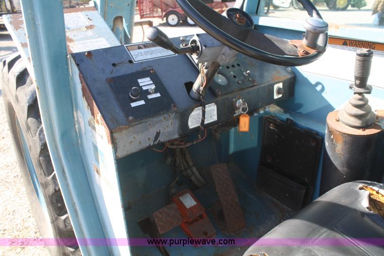 image for item F2753 1999 Gradall 534D telehandler