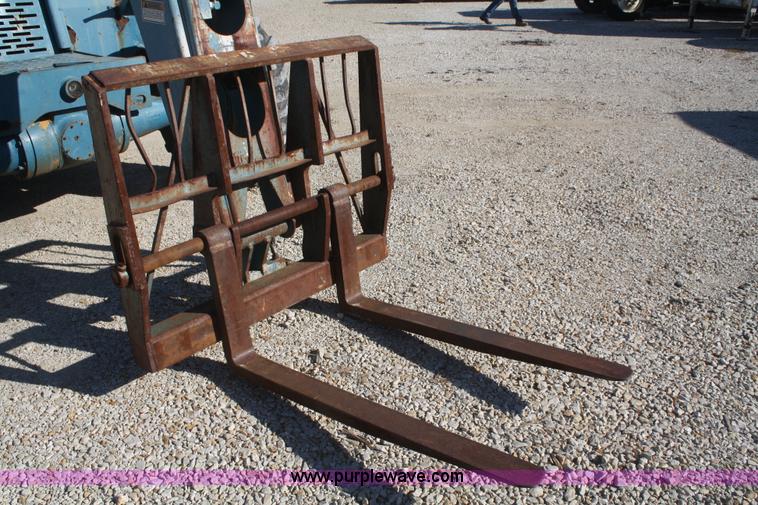 image for item F2753 1999 Gradall 534D telehandler