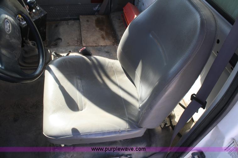 image for item F2756 2001 Ford F750 XL Super Duty water truck