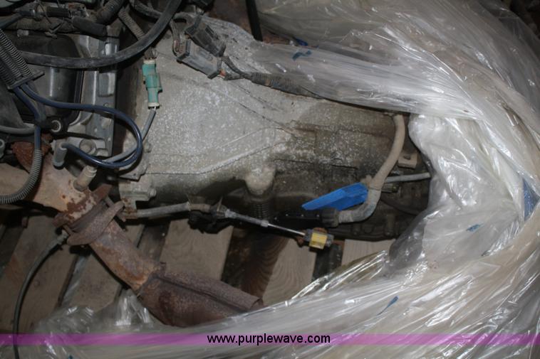 image for item F2776 Ford 4.9L V6 gas engine