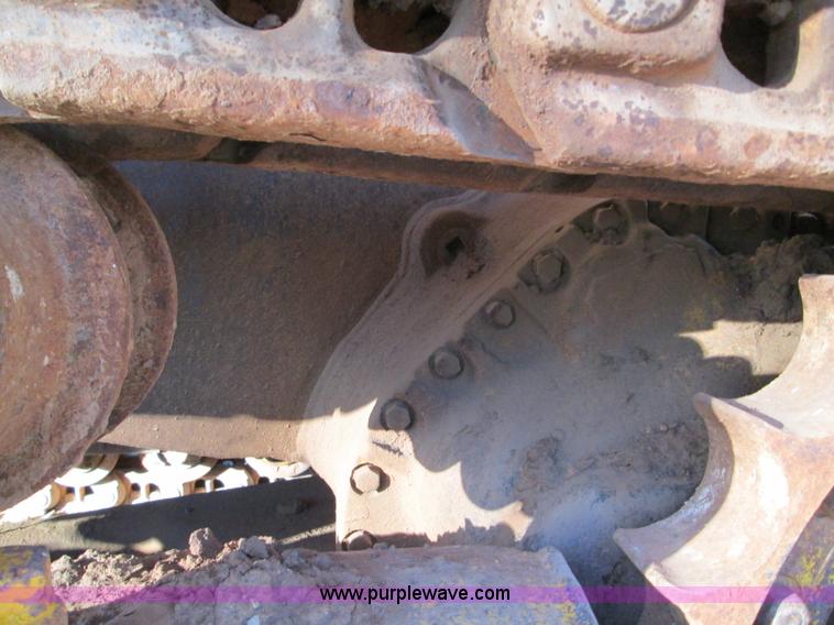 image for item F3069 1962 Caterpillar D8H dozer