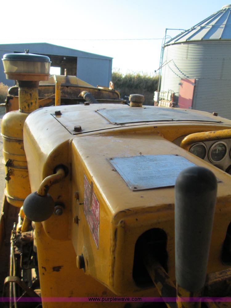 image for item F3069 1962 Caterpillar D8H dozer
