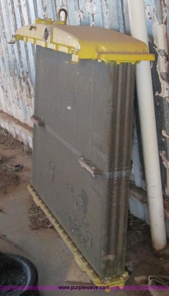 image for item F3069 1962 Caterpillar D8H dozer