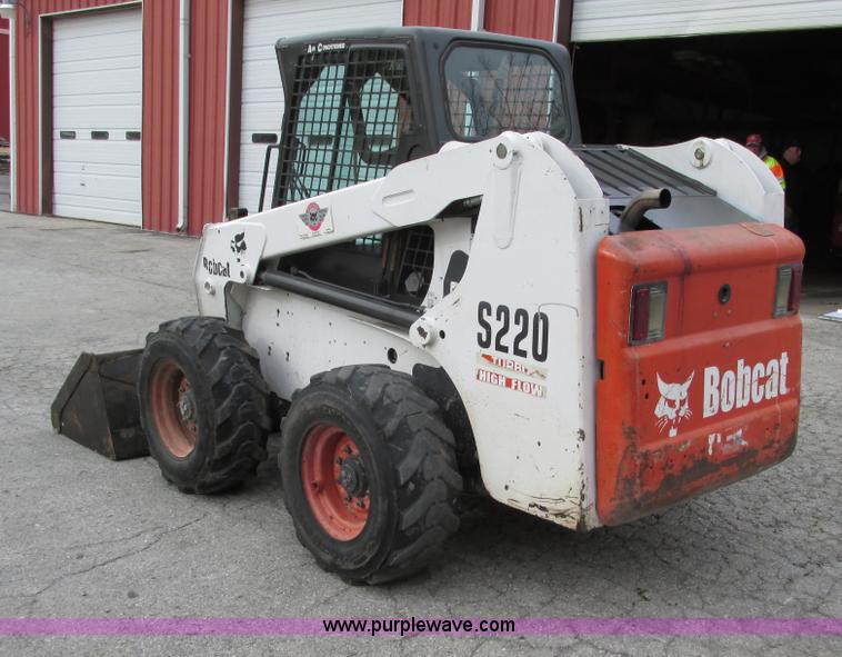 image for item F4040 2003 Bobcat S220 Turbo High Flow skid steer