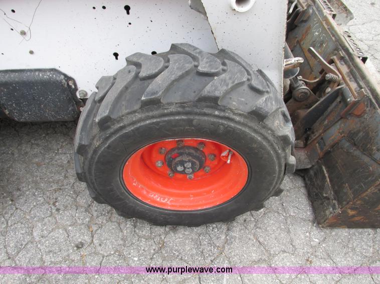 image for item F4040 2003 Bobcat S220 Turbo High Flow skid steer