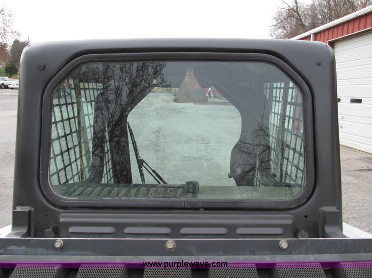 image for item F4040 2003 Bobcat S220 Turbo High Flow skid steer