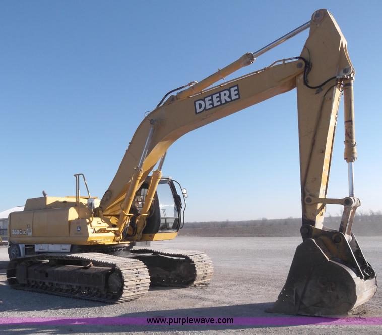 image for item F4062 2002 John Deere 330C LC excavator